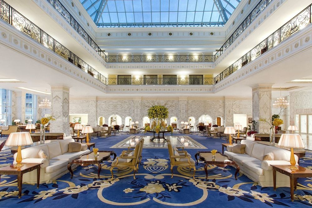 The Regency Hotel, Kuwait 5 estrellas en Kuwait