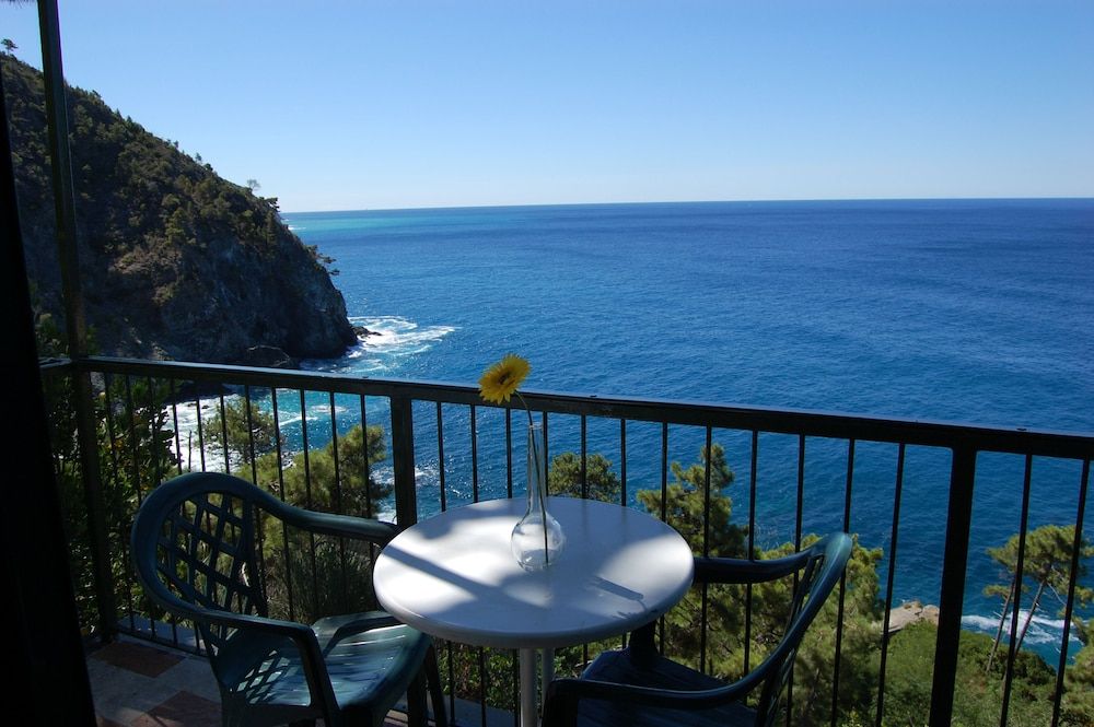 Resort La Francesca -1 estrelas em Bonassola