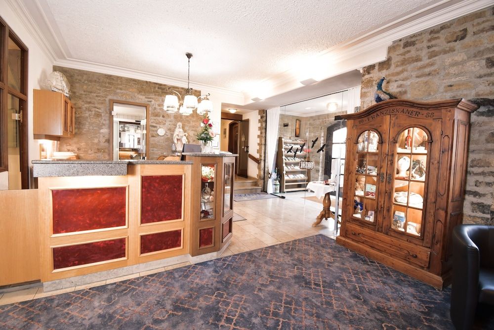 AKZENT Hotel Franziskaner 2