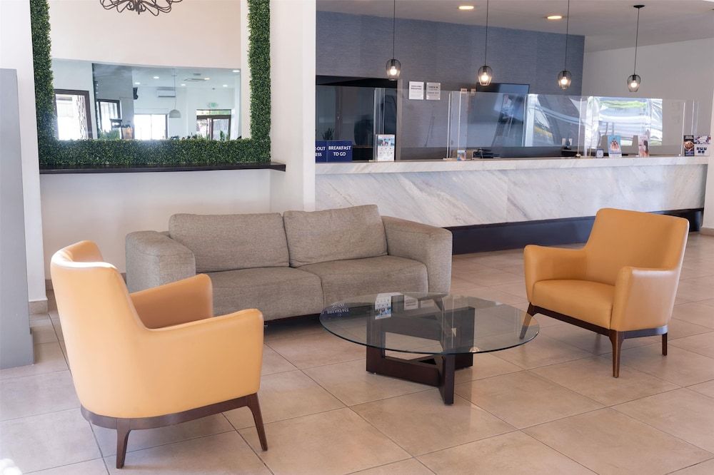 Best Western Las Mercedes Airport 3