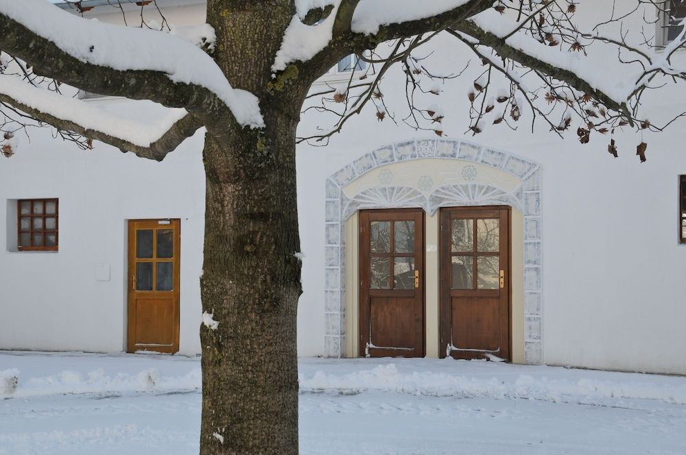 Geinberg Suites & Vianova Lodges -1 estrelas em Polling im Innkreis