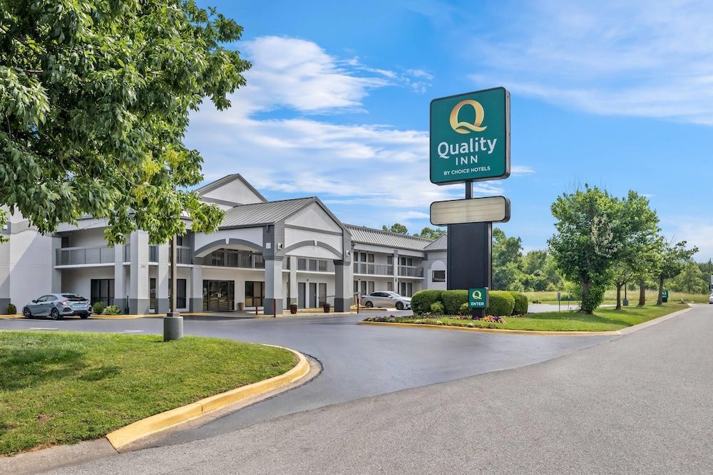 Quality Inn Fort Campbell 2 étoiles à Oak Grove