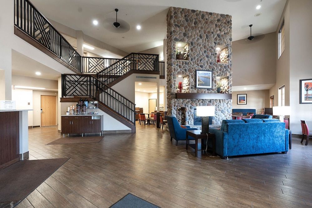 Comfort Suites Rapid River Lodge 3