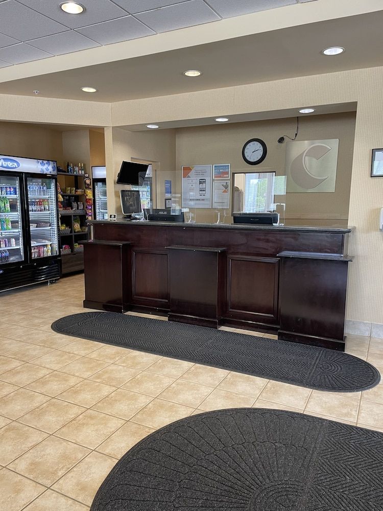 Comfort Inn Sturgeon Falls 2