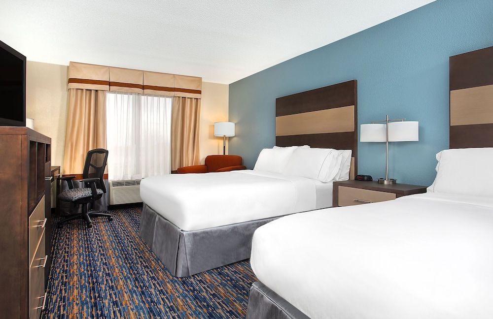 Holiday Inn Express Bere 3