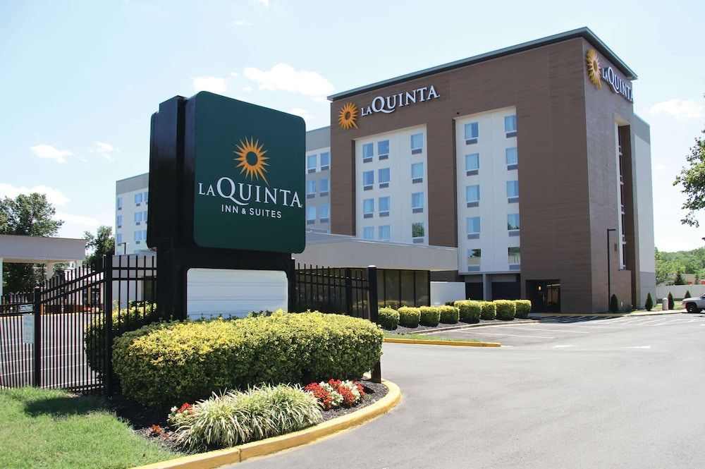 La Quinta Inn Suites Dc Metro Capitol Beltway 3 estrelas em Capitol Heights