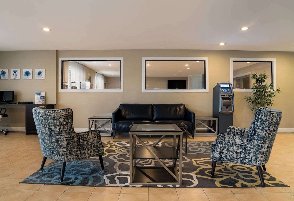 Quality Inn Grand Blanc - Flint South 2