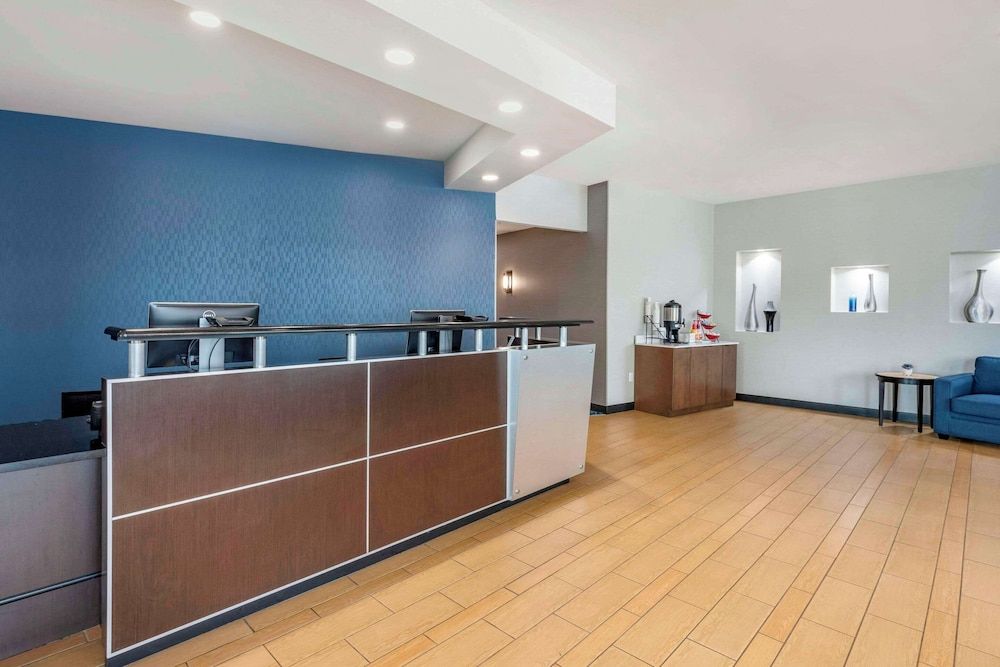 Cambria Hotel Minneapolis Maple Grove 2