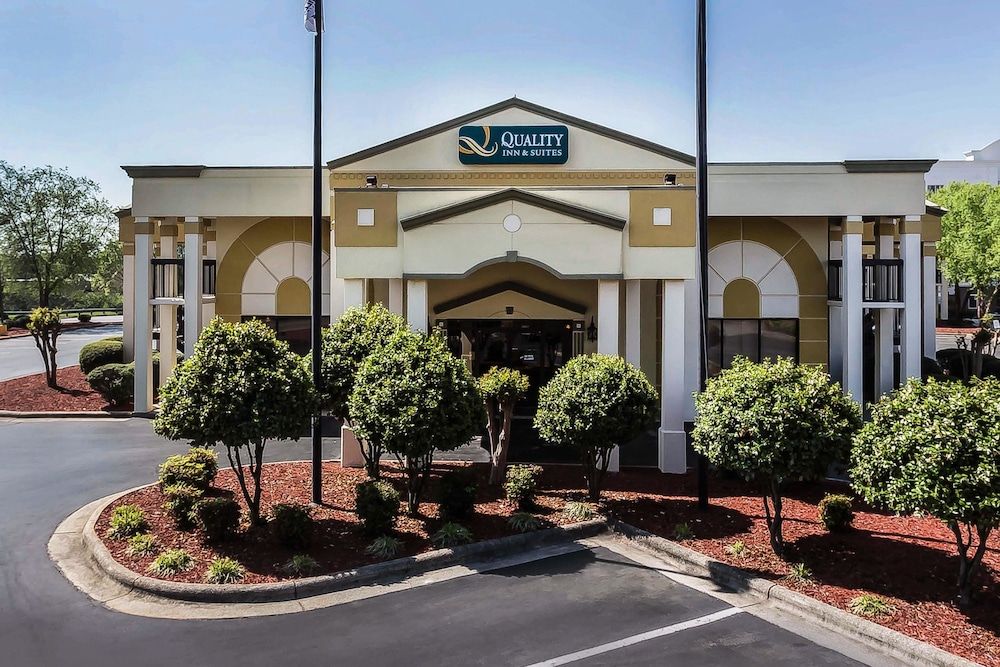 Quality Inn & Suites Mooresville - Lake Norman 3 estrelas em Mooresville