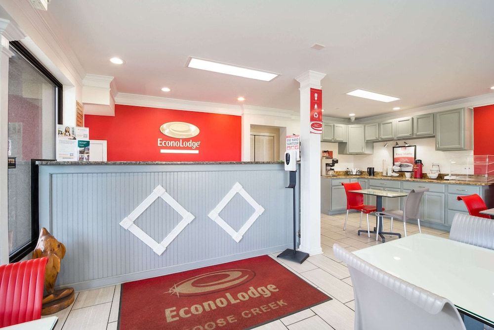 Econo Lodge Goose Creek 2