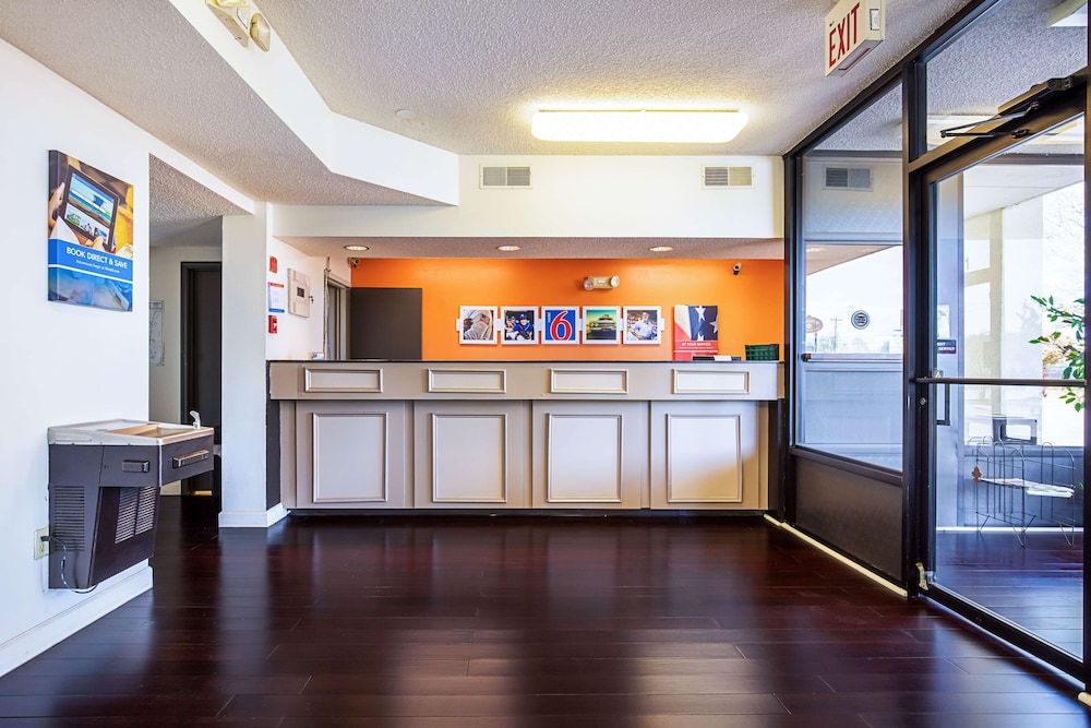 Motel 6 Covington, TN 3