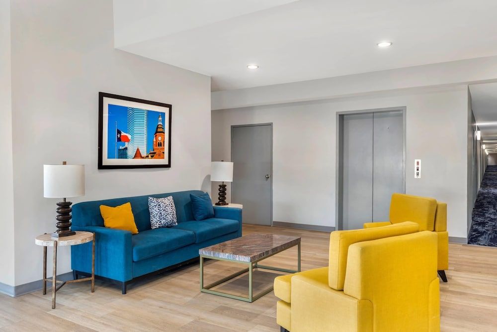 Comfort Inn & Suites Red Oak - Dallas Area 3