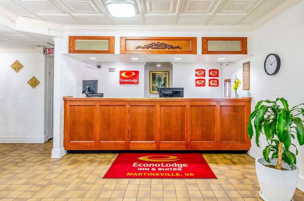 Econo Lodge Martinsville 3