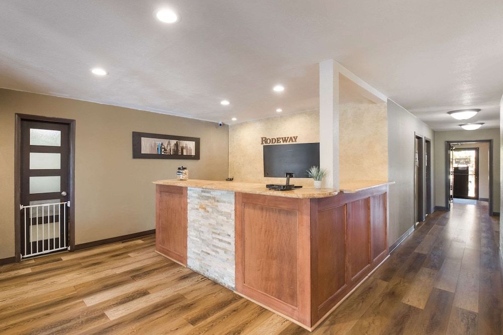 Rodeway Inn Fort Morgan 2