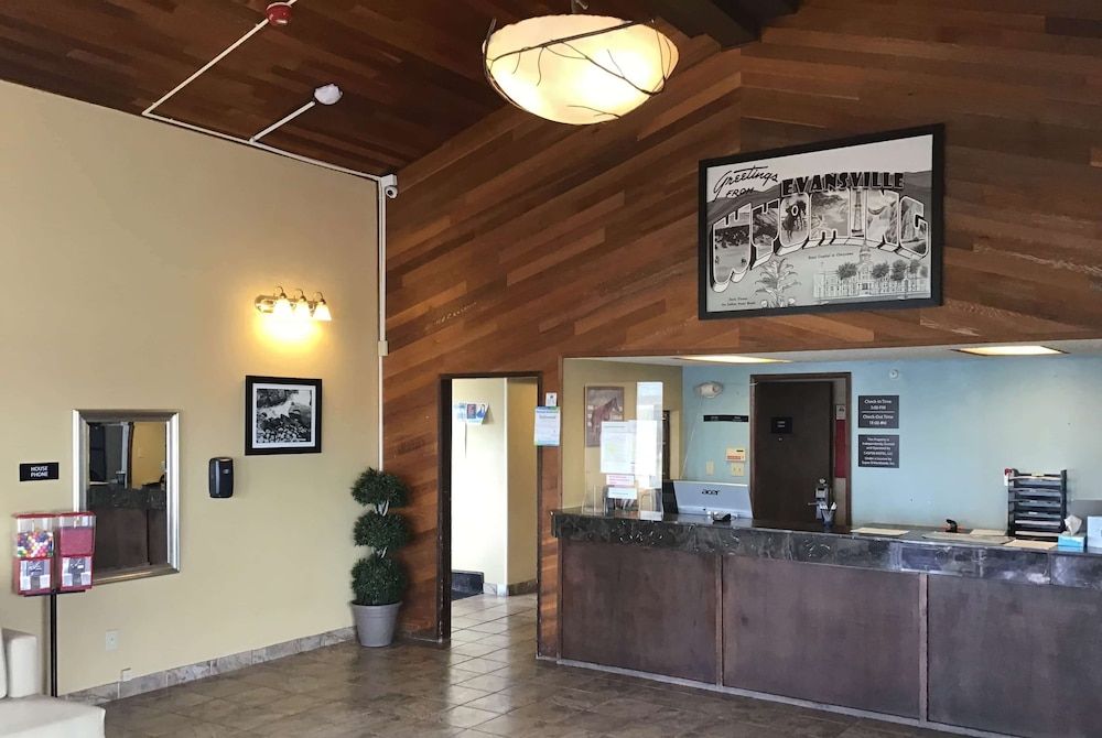 Super 8 by Wyndham Casper East/Evansville 3