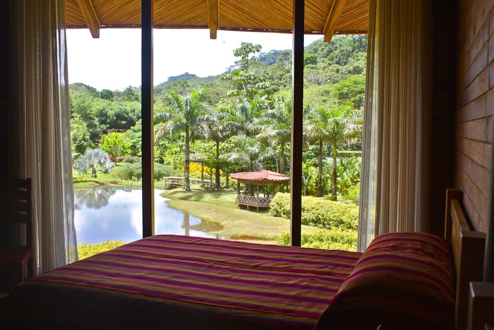 Macaw Lodge 3