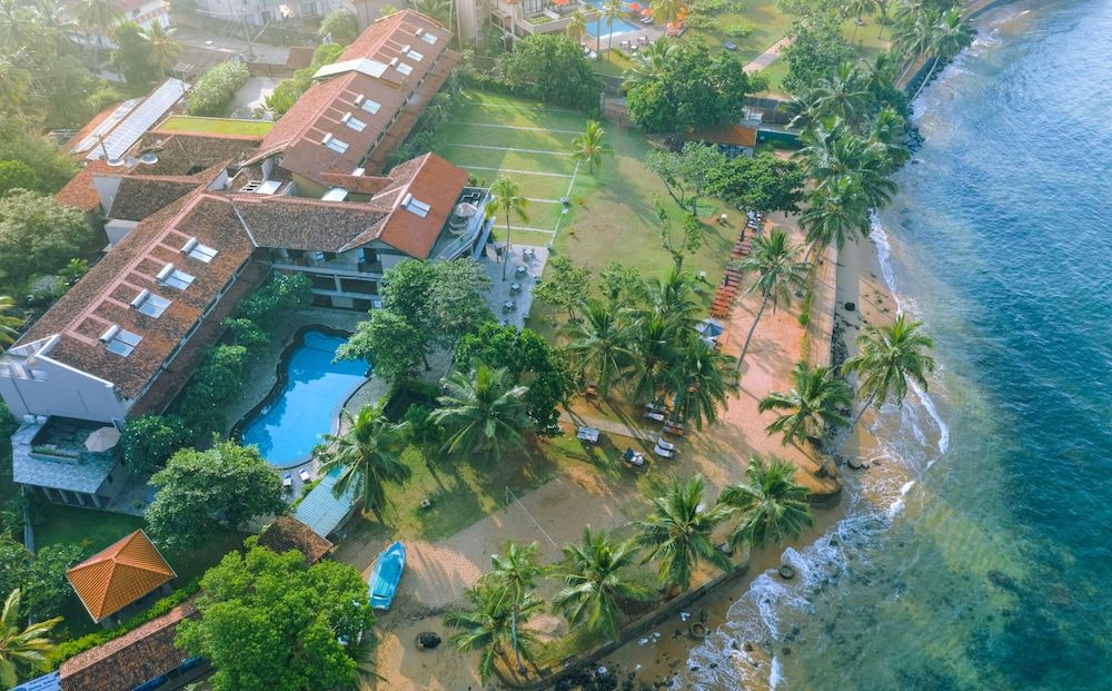 Earl's Reef Hotel 4 estrellas en Bentota