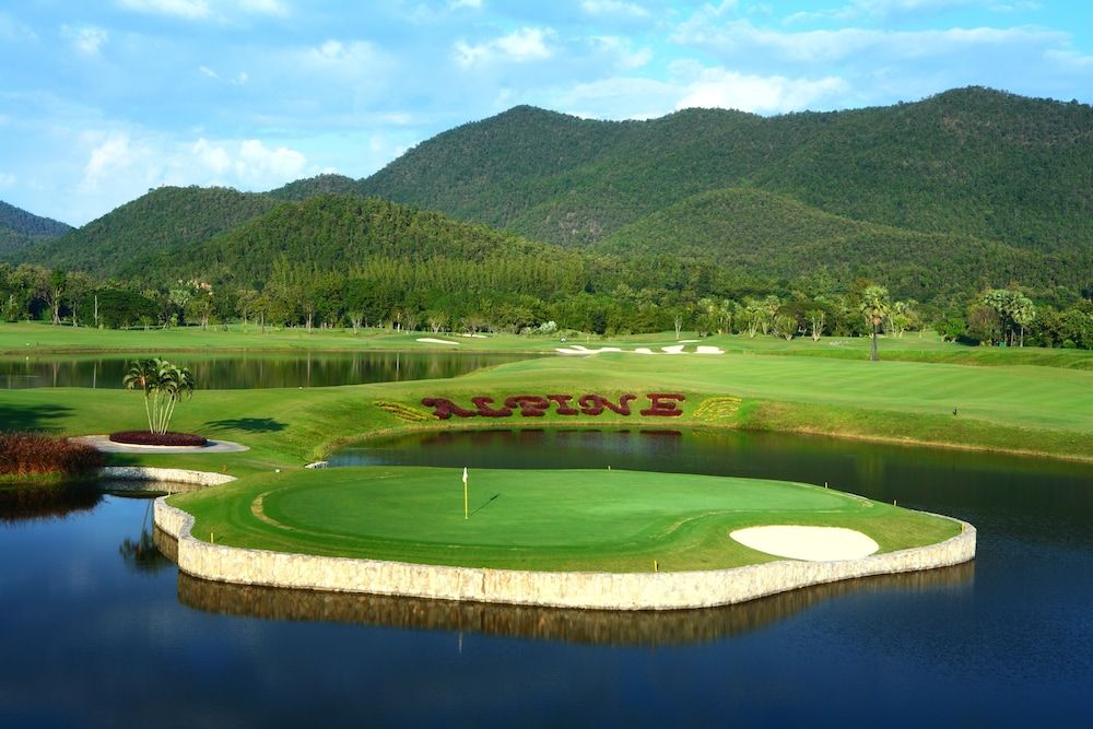 Alpine Golf Resort Chiang Mai 3 étoiles à Ban Huai Sai Nua