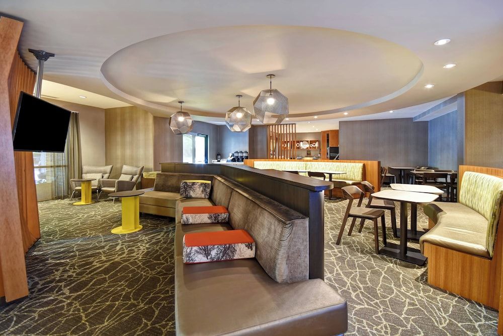 SpringHill Suites by Marriott Atlanta Kennesaw 2