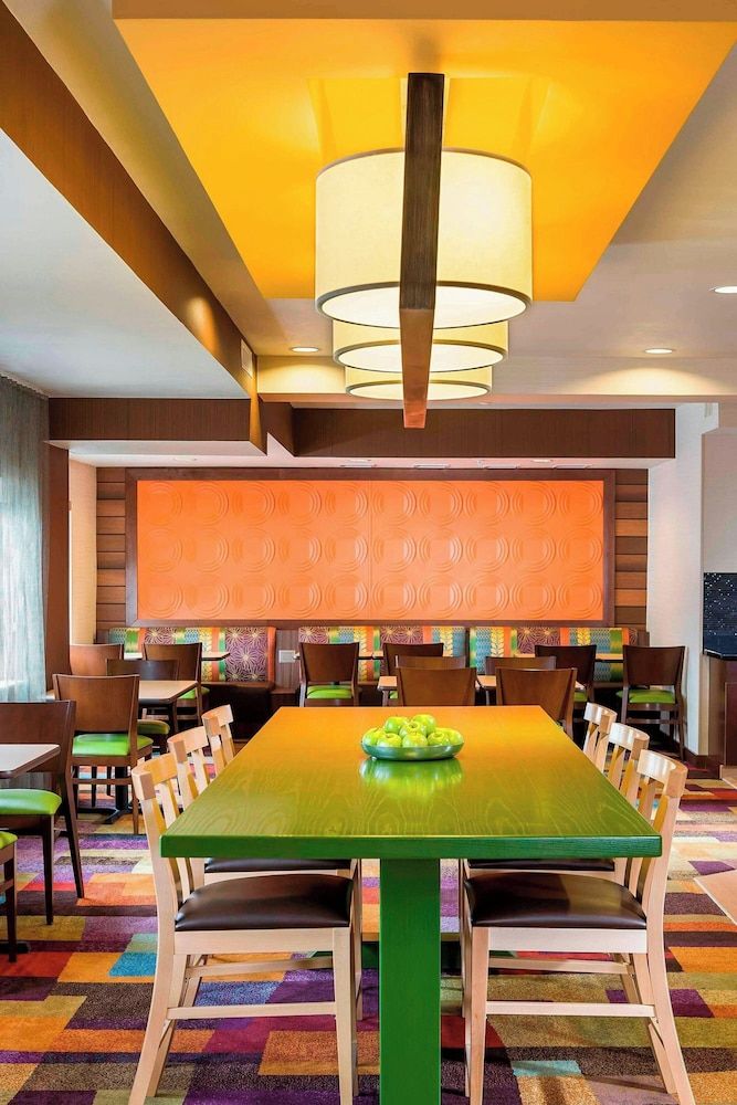 Fairfield Inn & Suites Mansfield Ontario 3