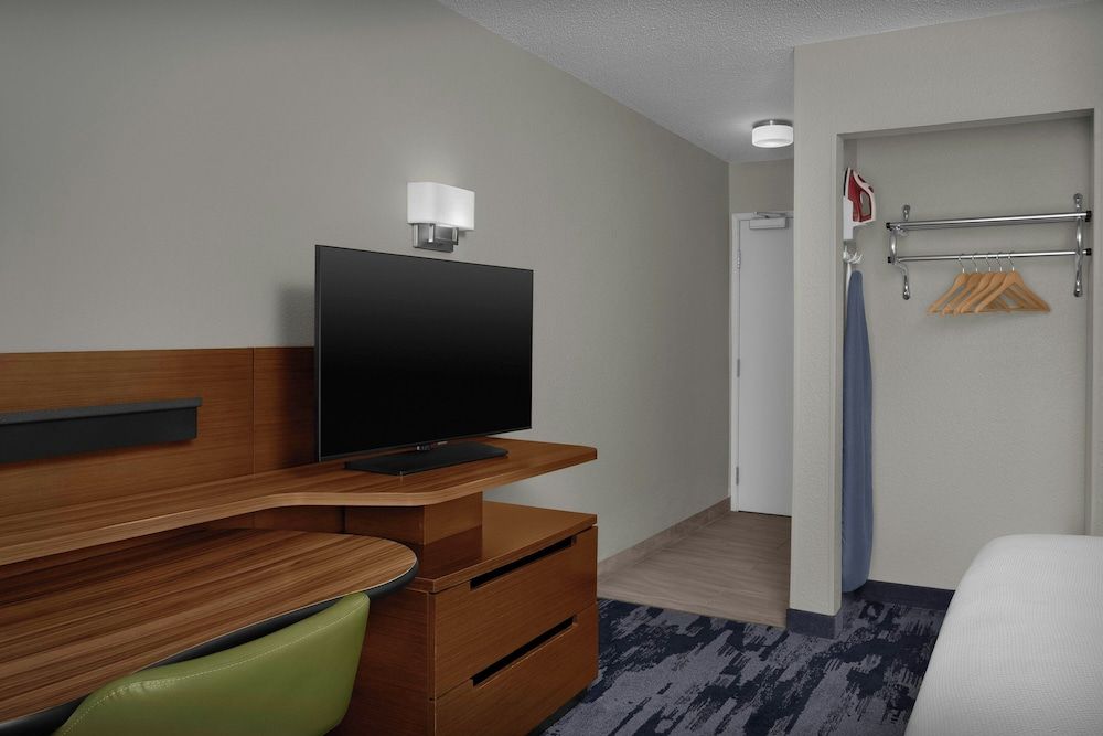 Fairfield Inn & Suites by Marriott - Emporia 2