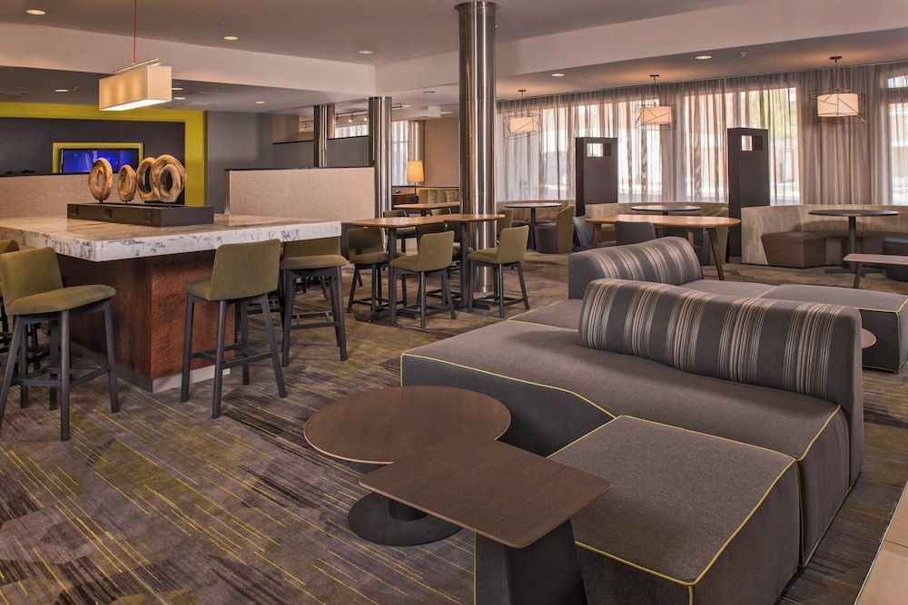 Courtyard by Marriott Fredericksburg Historic District 3