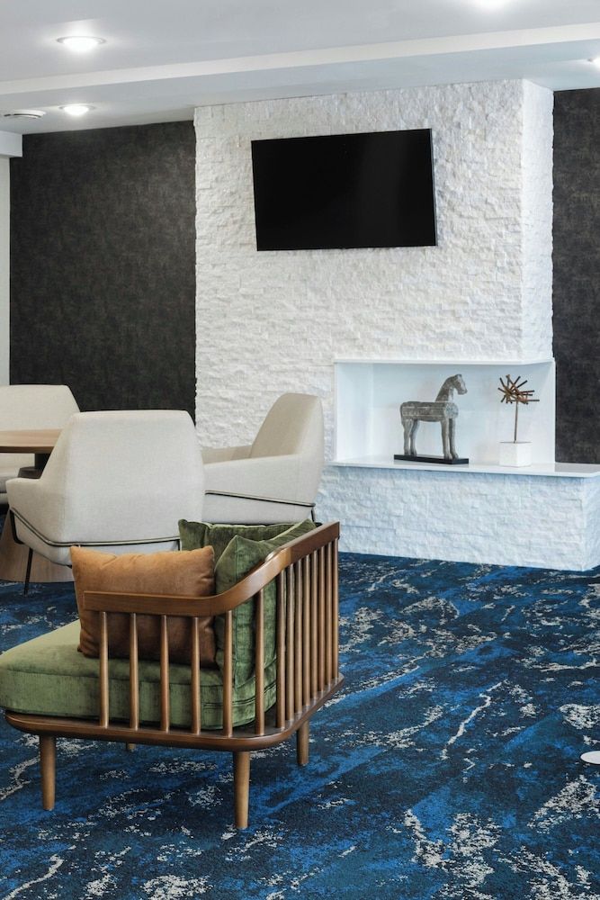 Fairfield Inn & Suites by Marriott Fort Wayne 3