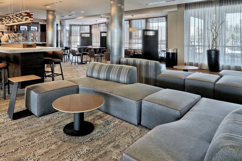 Courtyard by Marriott York 3