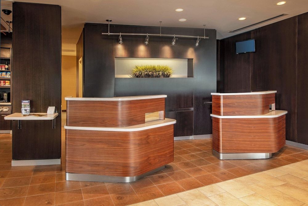 Courtyard Marriott Hagerstown 2