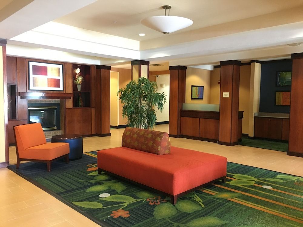 Fairfield Inn & Suites by Marriott Frankfort 2