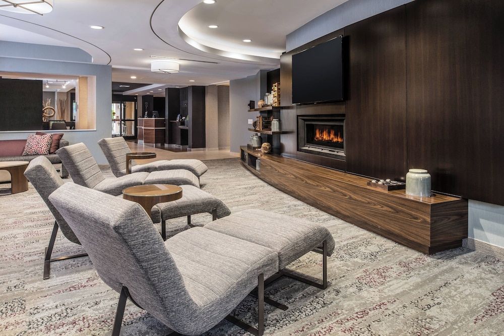 Courtyard by Marriott Lynchburg 2