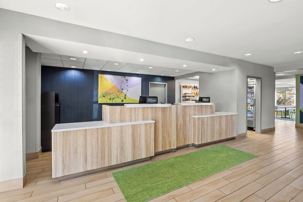 Spark by Hilton Macon North 3