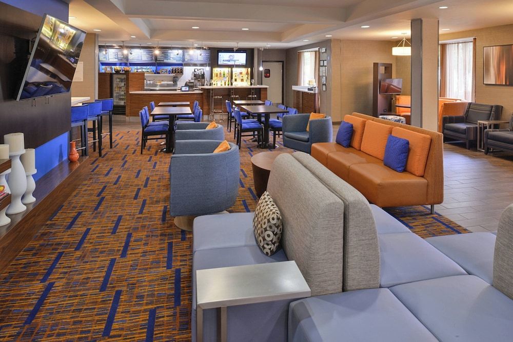 Courtyard Suwanee by Marriott 3 estrelas em Suwanee