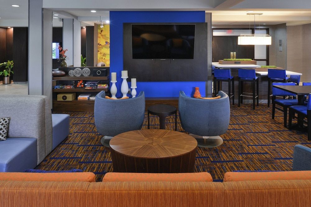 Courtyard Suwanee by Marriott 3