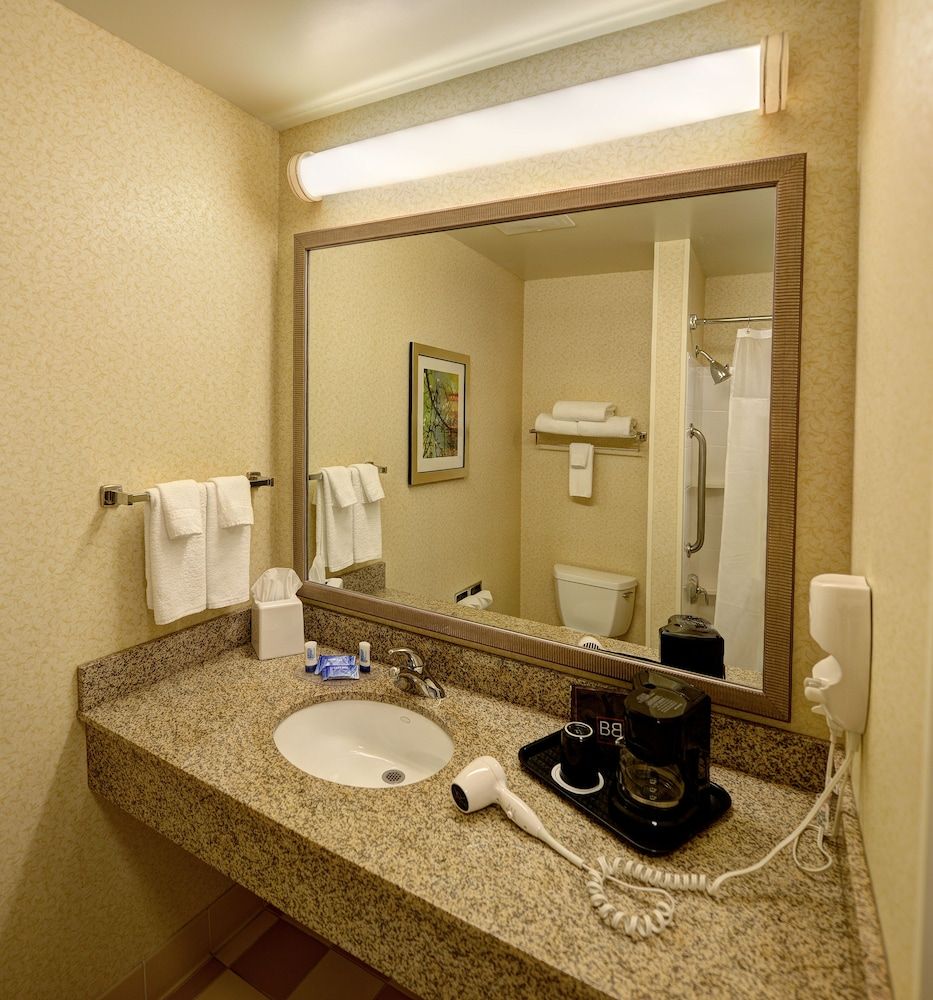 Fairfield Inn & Suites by Marriott Wausau 2