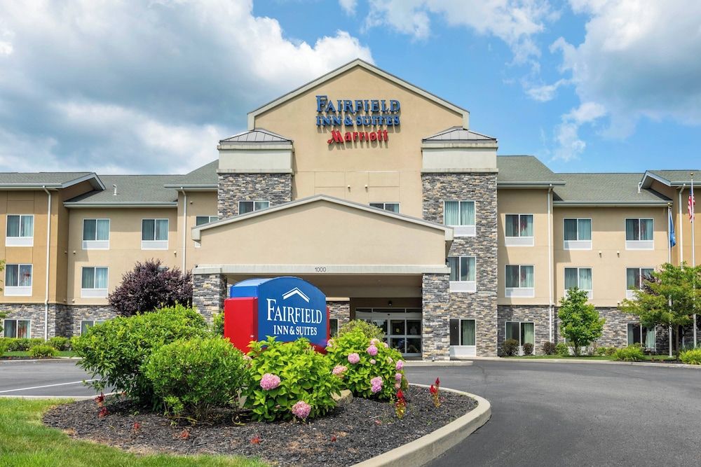 Fairfield Inn & Suites by Marriott Slippery Rock 3 estrelas em Slippery Rock