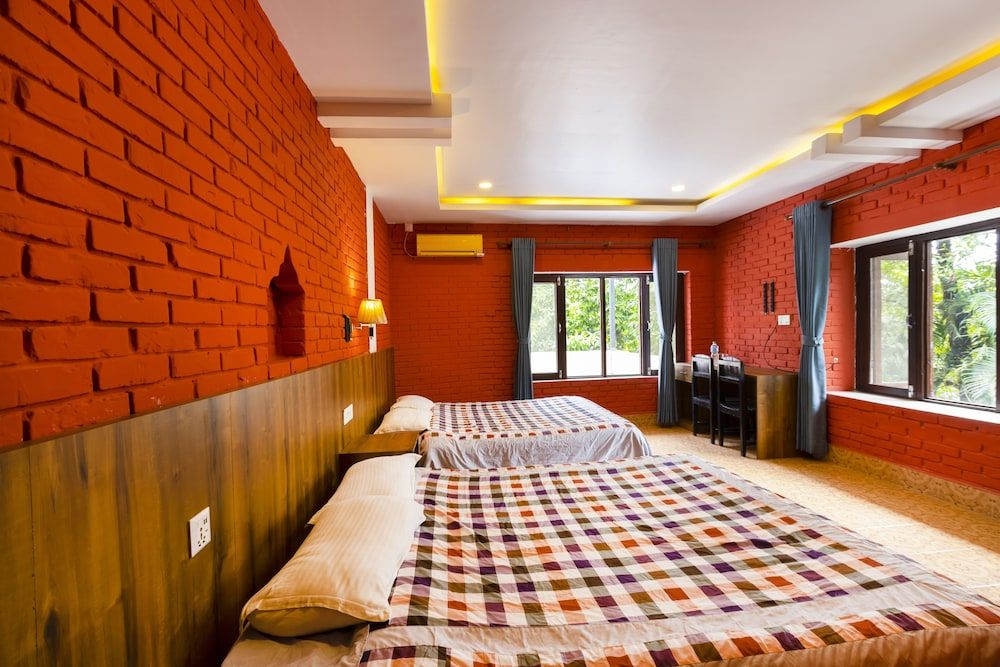 Hotel Parkside & Swimming Pool-Between Greenery and Azure ,Your Perfect Retreat 3