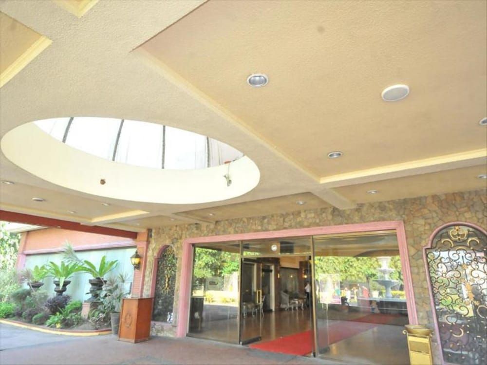 Queen Margarette Hotel - Main -1 stelle a Lucena