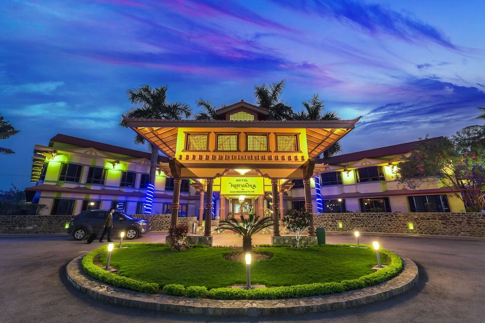 Hotel Nirvana 4 estrellas en Bhairāhawā