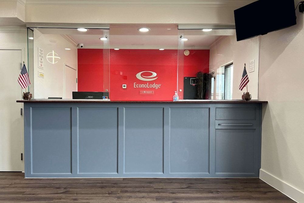 Econo Lodge Beaumont I-10 South 2