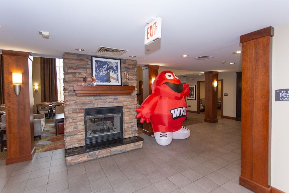 Staybridge Suites Bowling Green by IHG 2