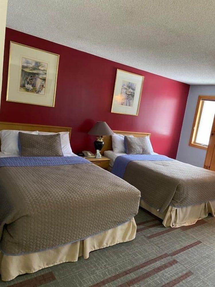 Travelodge By Wyndham Lincoln Near White Mountain 3