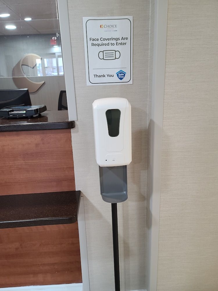 Comfort Inn Boston Milford 2