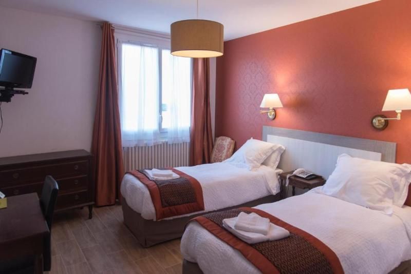 Logis Grand Hôtel 3