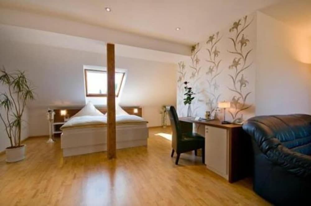 Hotel am Rosenberg 3