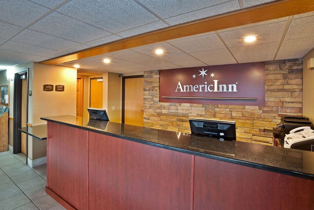 AmericInn by Wyndham Bay City 3
