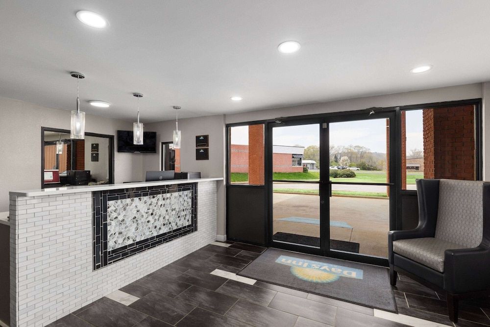 Days Inn by Wyndham Childersburg/Sylacauga 2