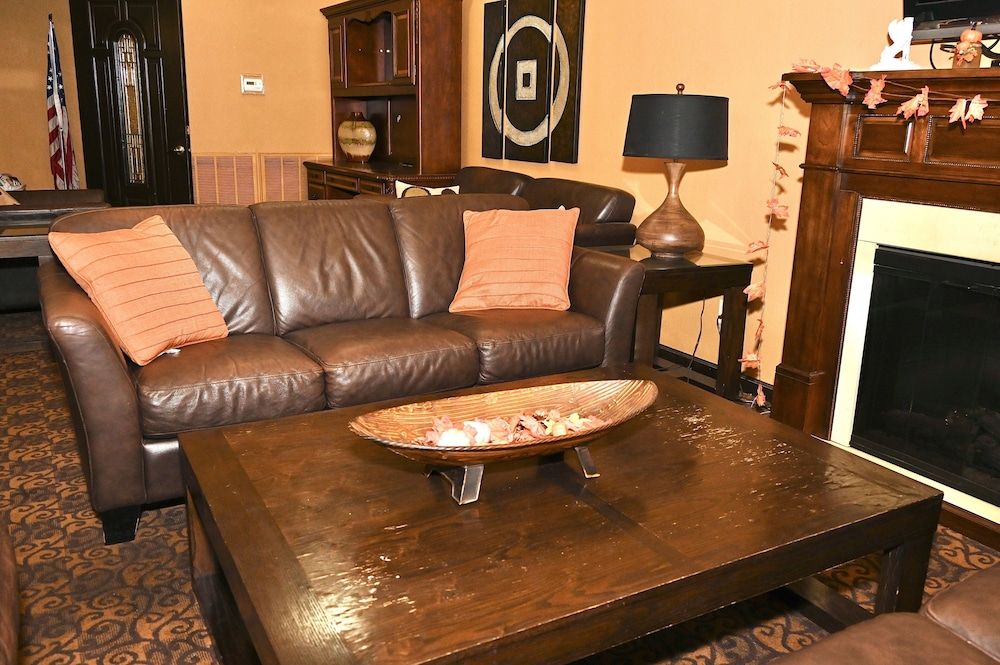 Fortune Inn And Suites Newport 2