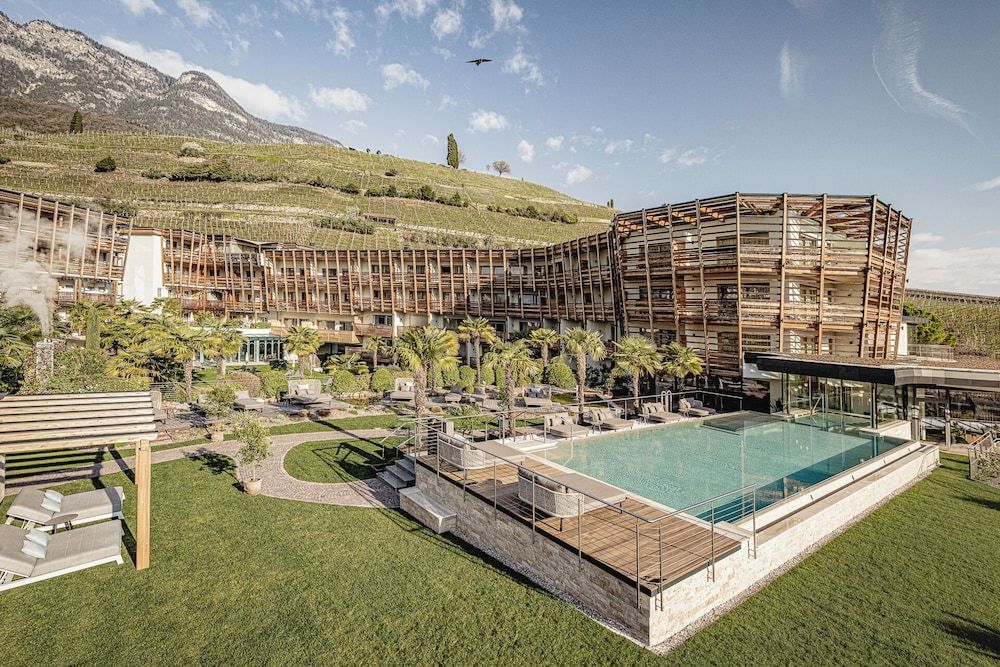 Lake Spa Hotel SEELEITEN 5 estrelas em Caldaro
