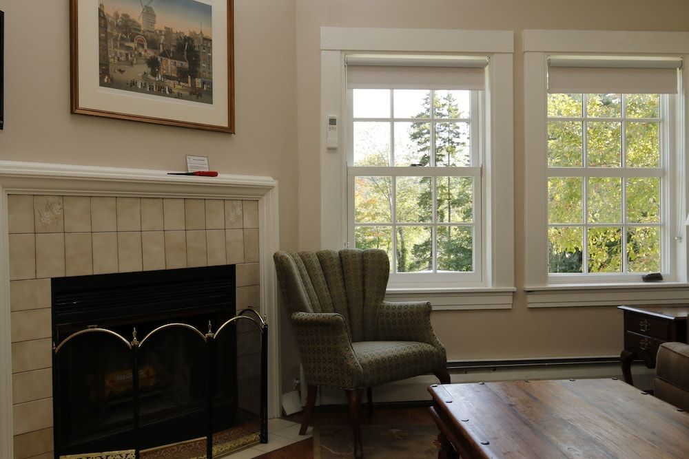 The White House Inn 3